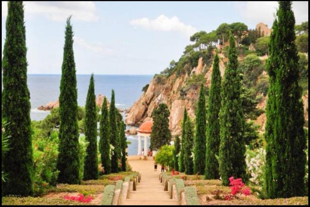 Seahomes Vacations, La Casa Blue Mediterranean Lifestyle Blanes Exterior photo